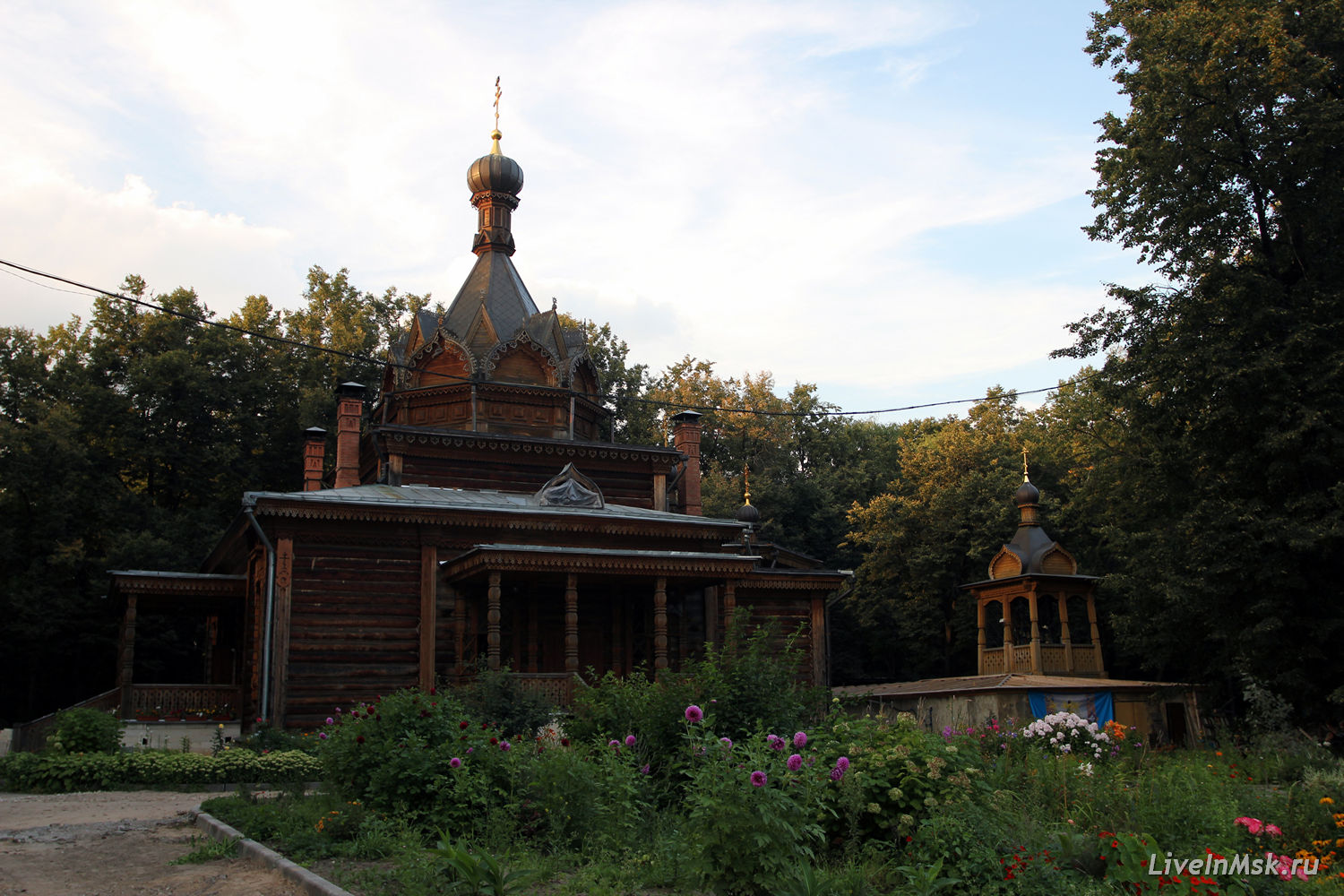Храм Тихона Задонского, фото 2014 года