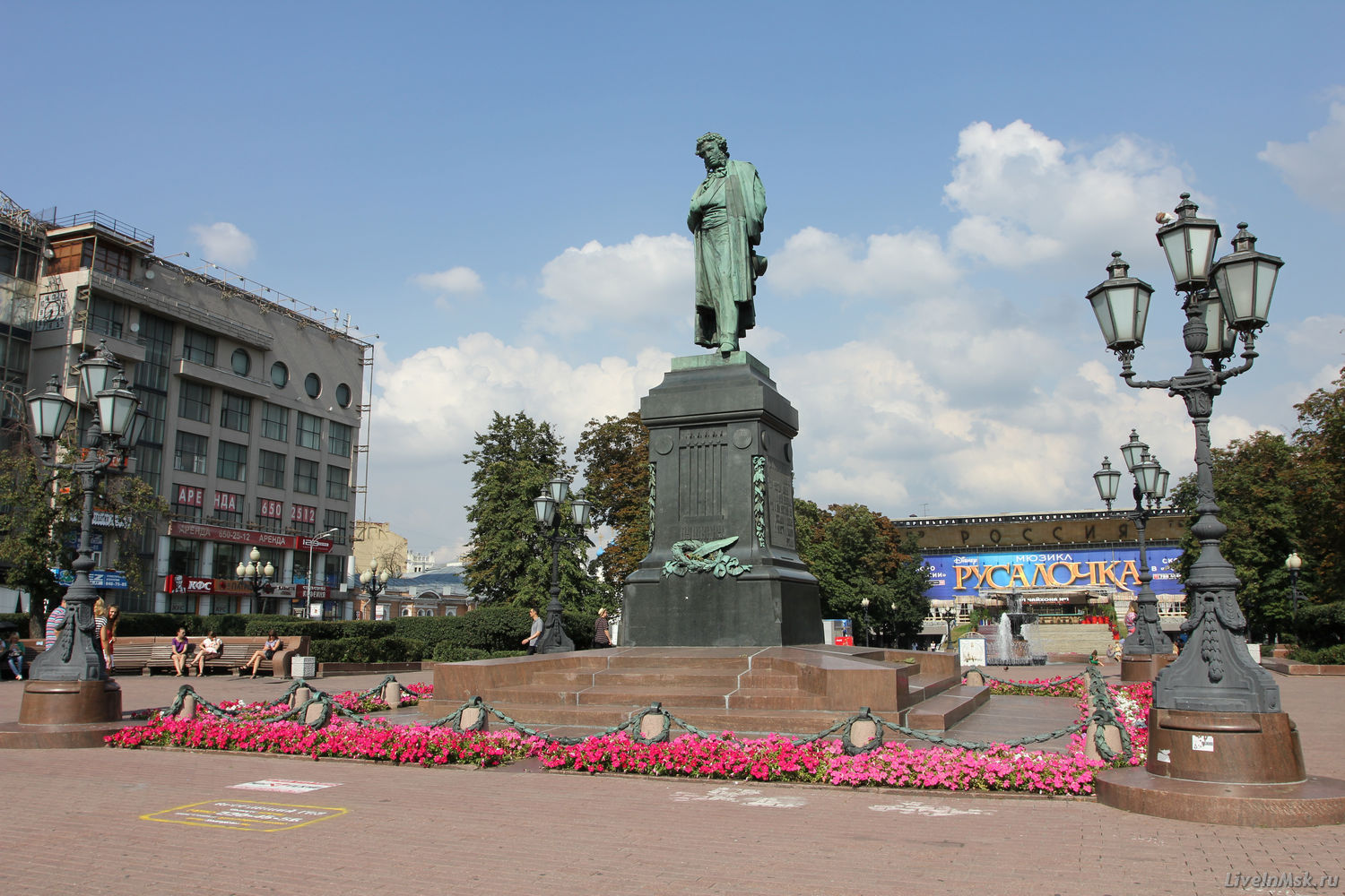 Памятник А.С. Пушкину, фото 2014 года
