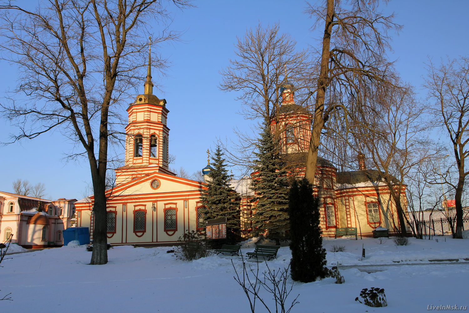 Крестовоздвиженская церковь, фото 2014 года