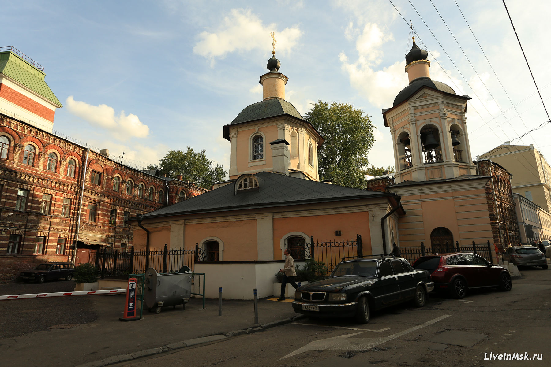 Церковь Сергия Радонежского в Крапивниках, фото 2014 года
