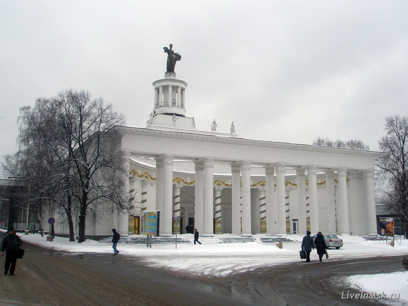 Павильон №18 ВДНХ «Беларусь», фото 2013 года