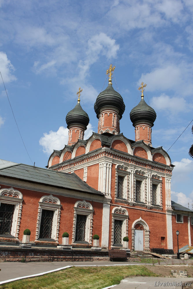 Высоко-Петровский монастырь