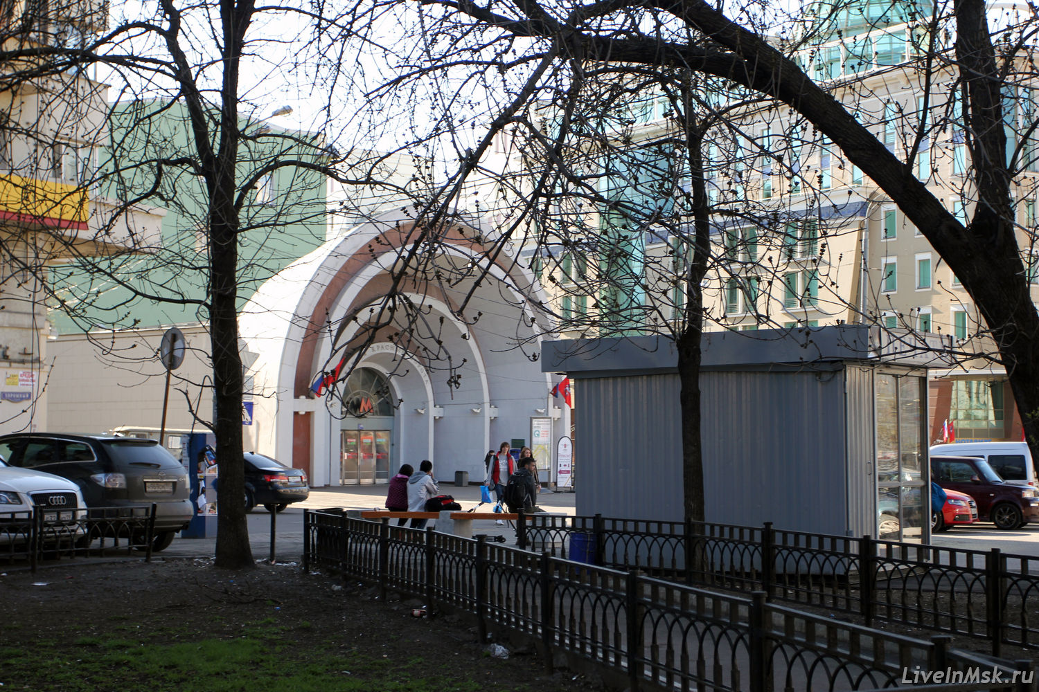 Метро Красные ворота, фото 2014 года