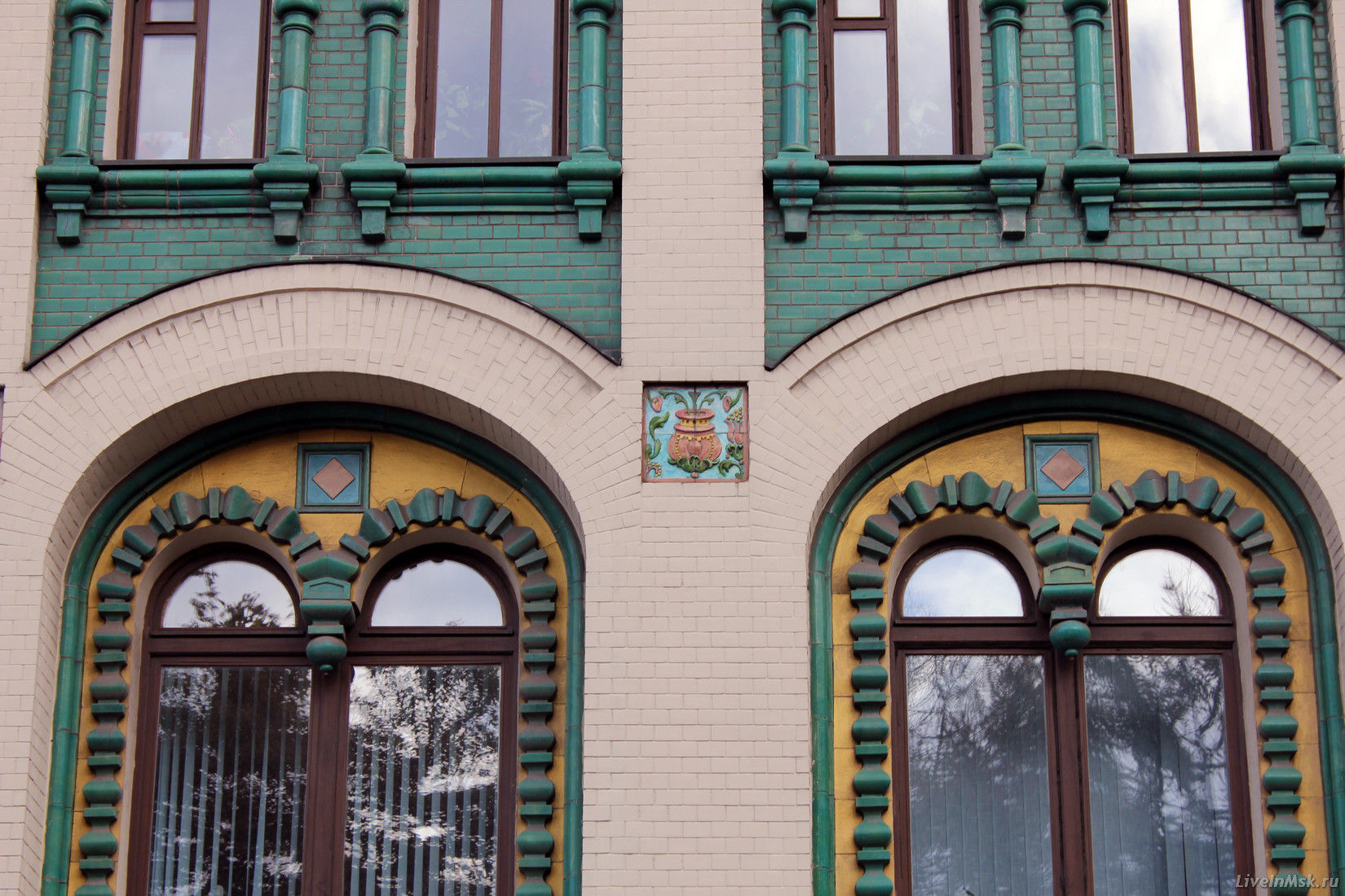 Доходный дом М.Н. Миансаровой, фото 2011 года