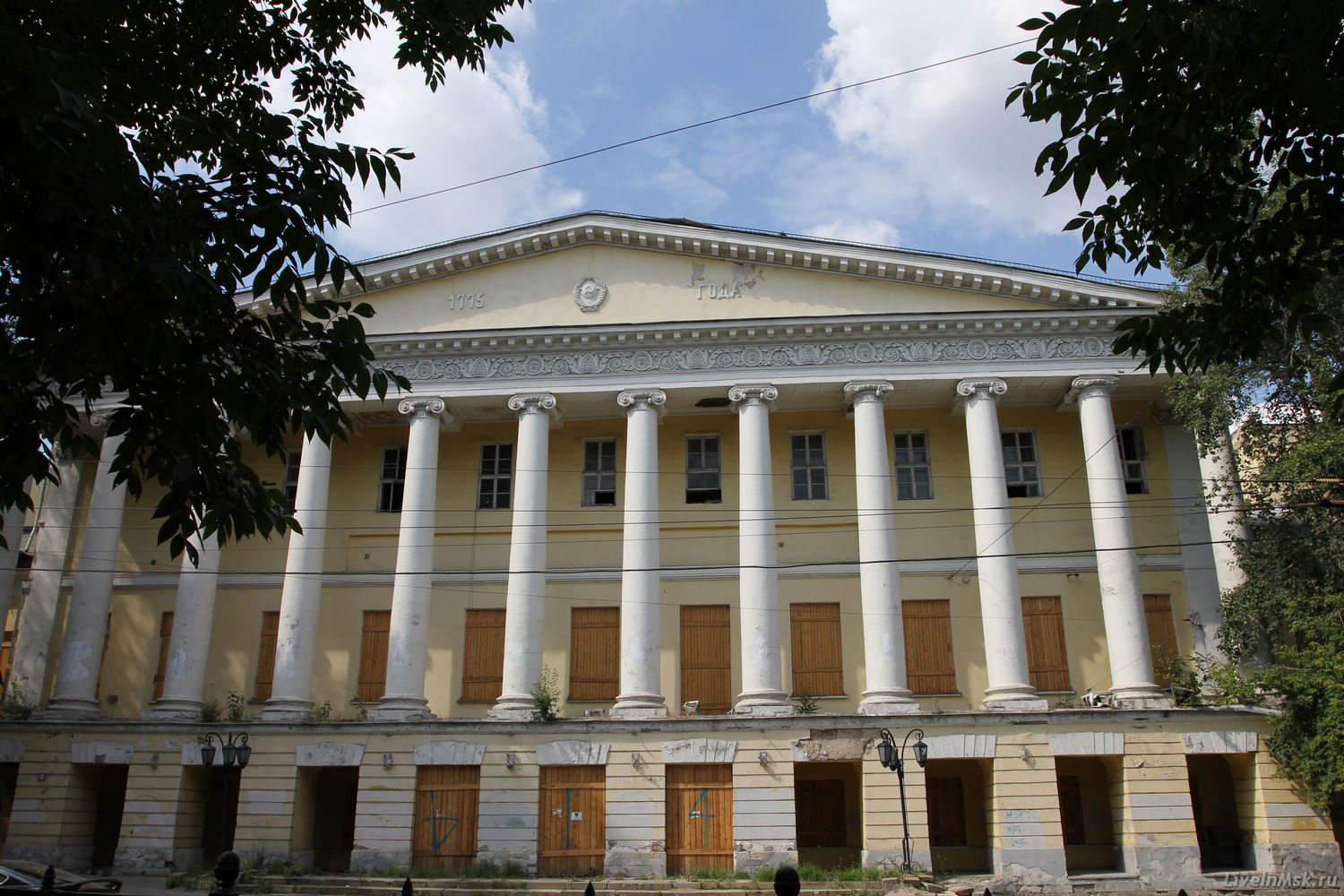 Ново-Екатерининская больница (1774—1776);