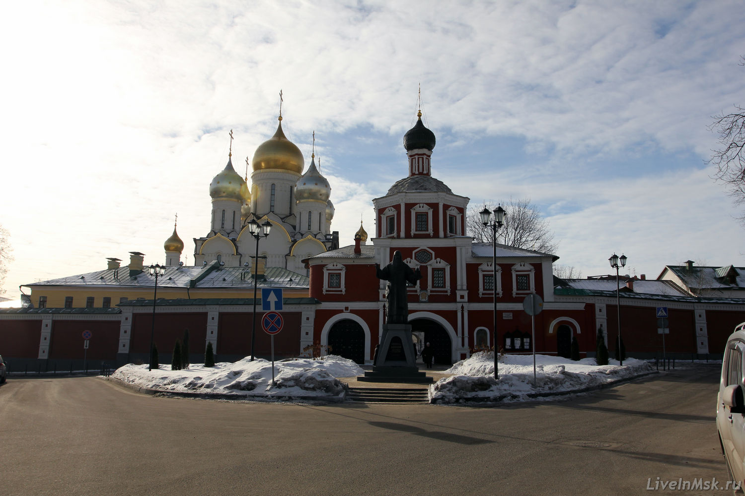Зачатьевский монастырь, фото 2014 года