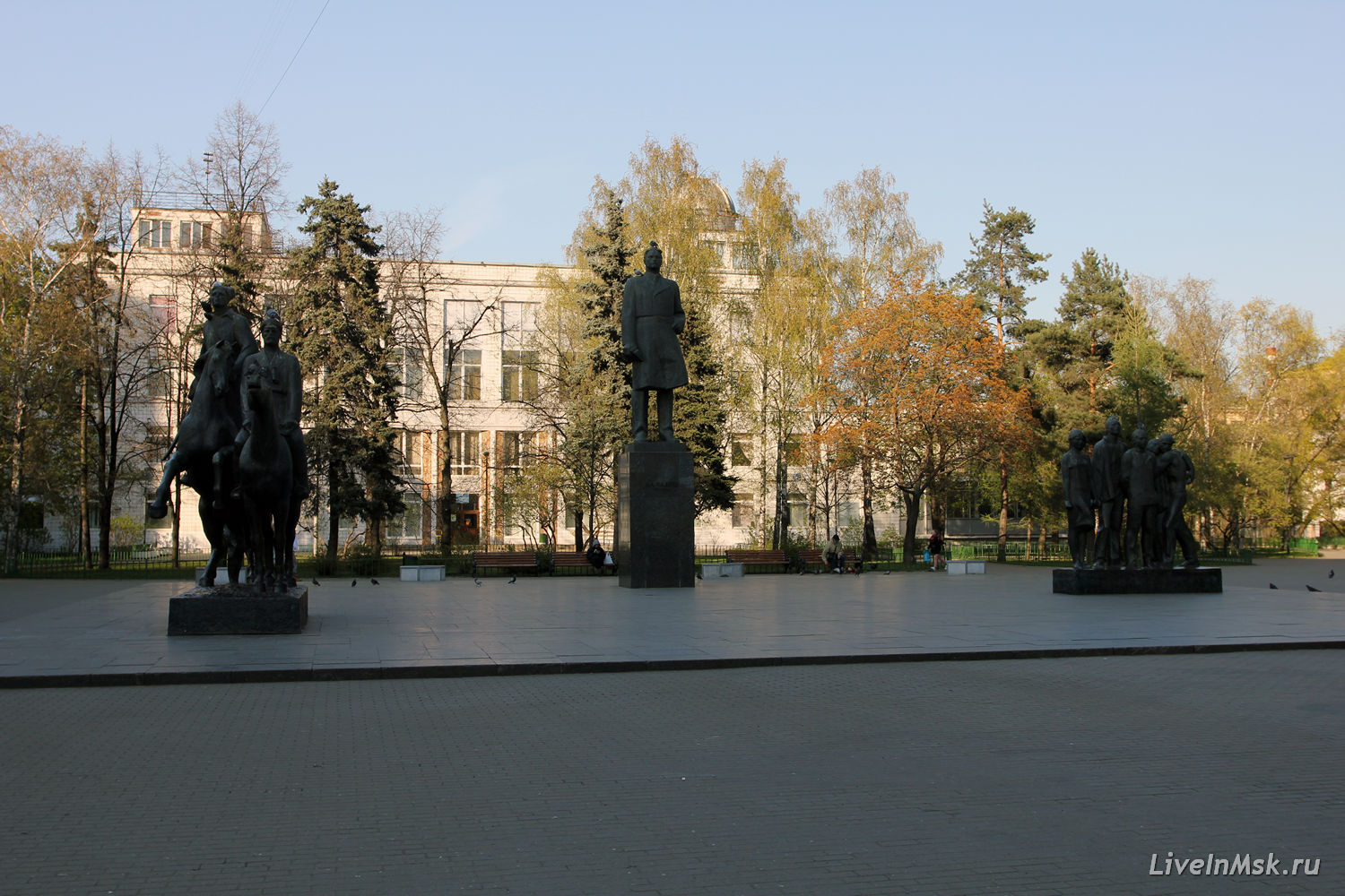 Памятник писателю А.А. Фадееву