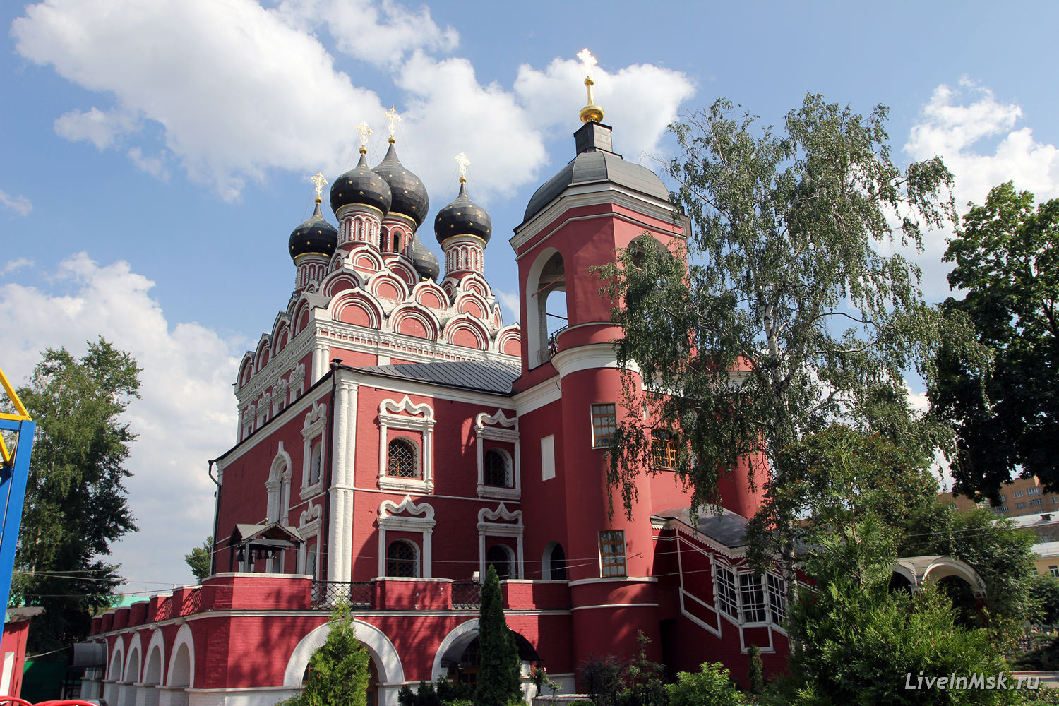 Храм Тихвинской иконы Богоматери в Алексеевском, фото 2014 года