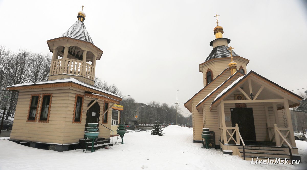 Храм Смоленской Иконы Божией Матери в Фили-Давыдково