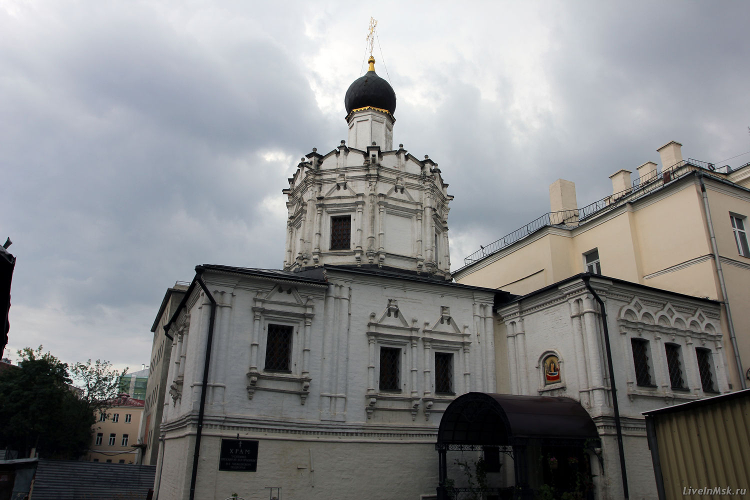 Храм Успения Пресвятой Богородицы на Чижевском подворье