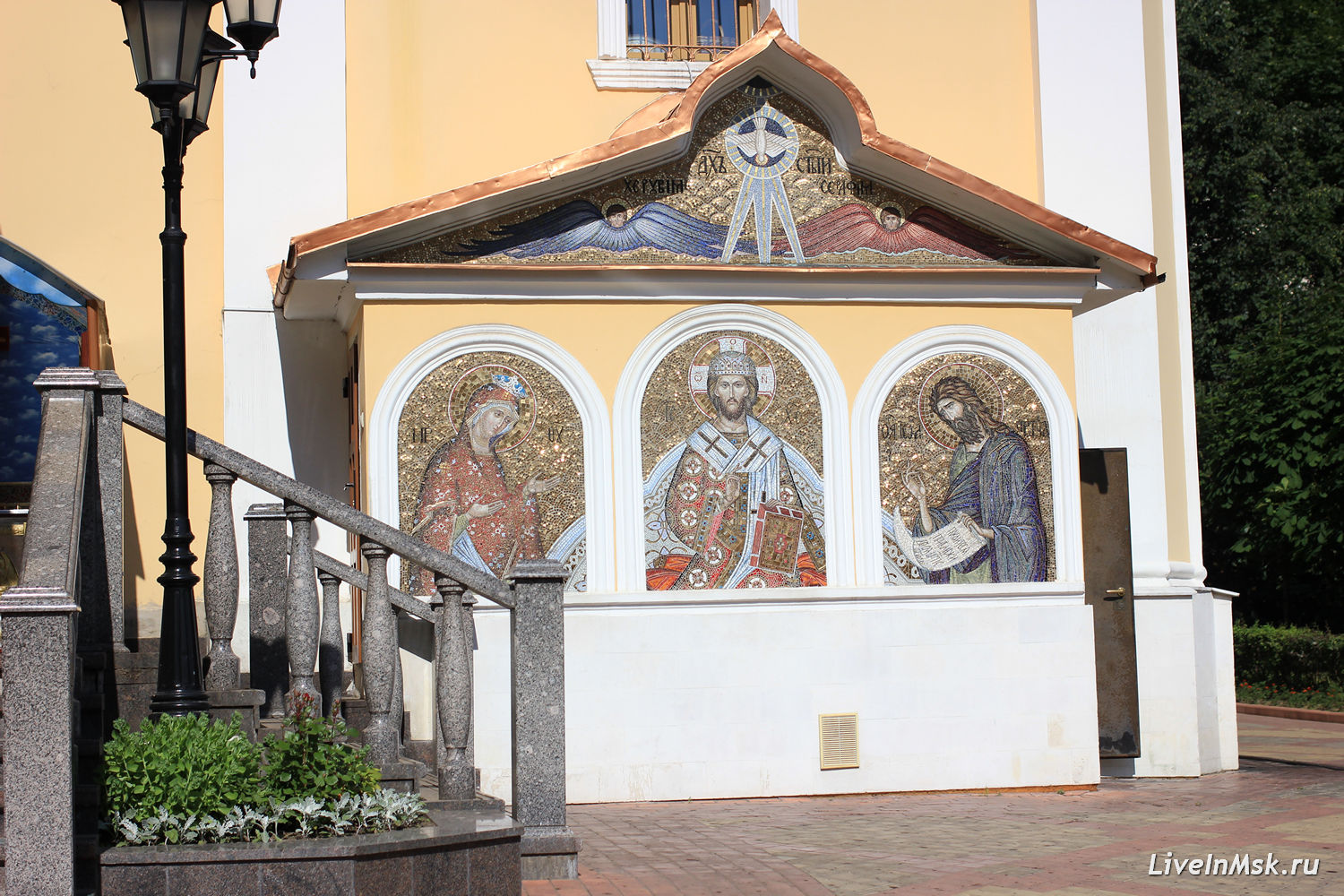Всехсвятская церковь на Соколе
