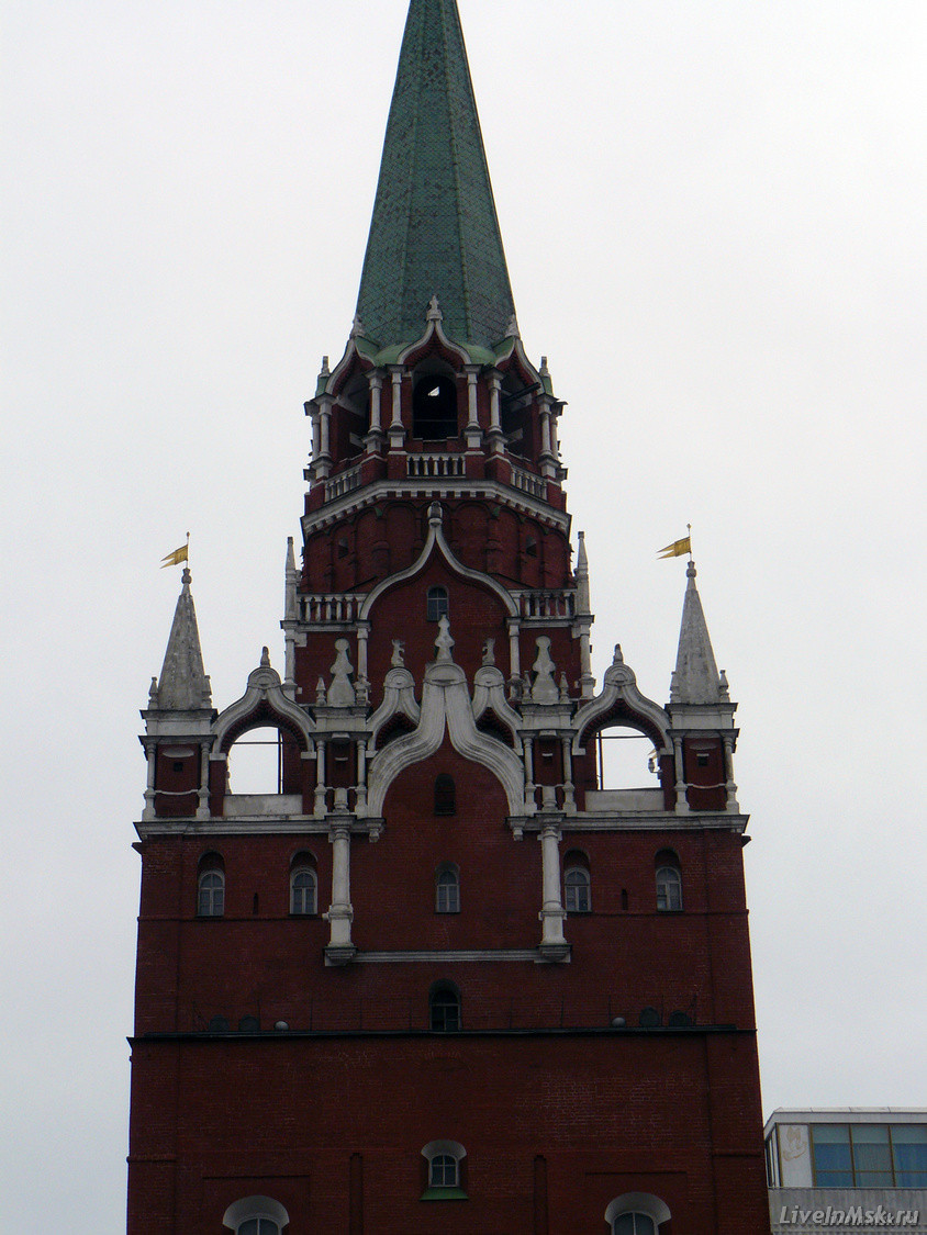 Троицкая башня Московского Кремля, фото 2014 года