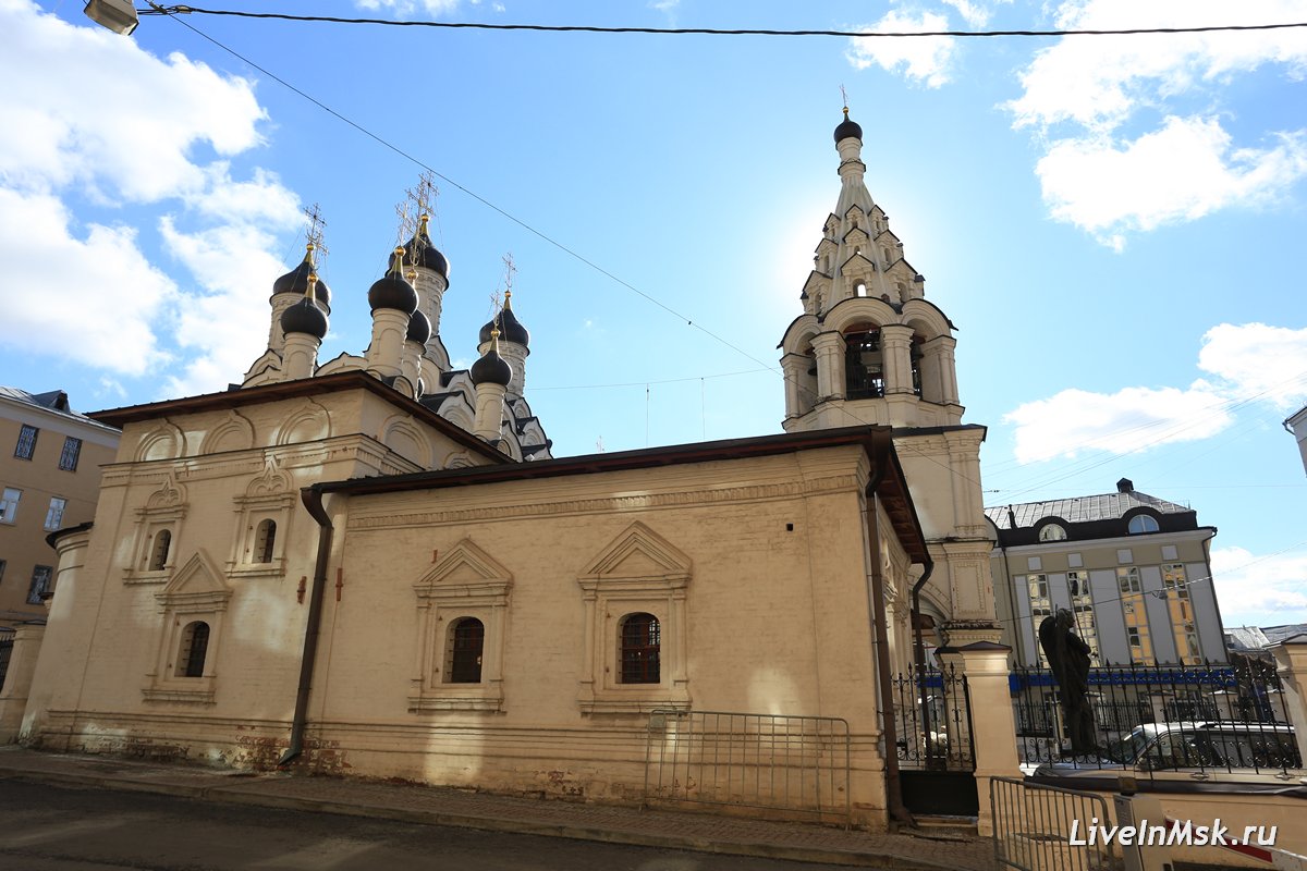 Храм Знамения иконы Божией Матери за Петровскими воротами, фото 2019 года