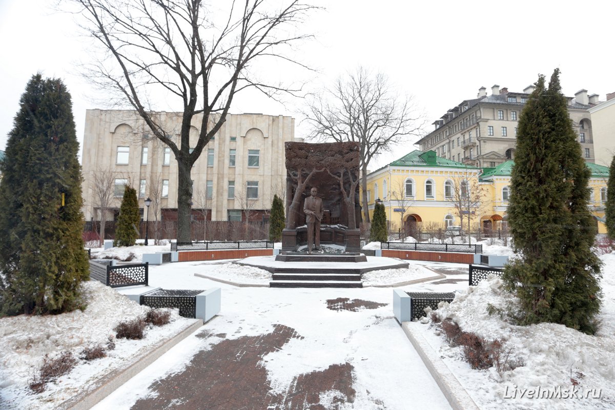Ислам Каримов, фото 2019 года