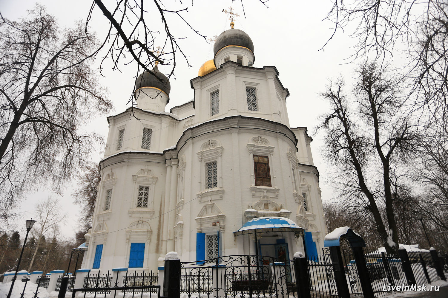 Казанский храм в Узком